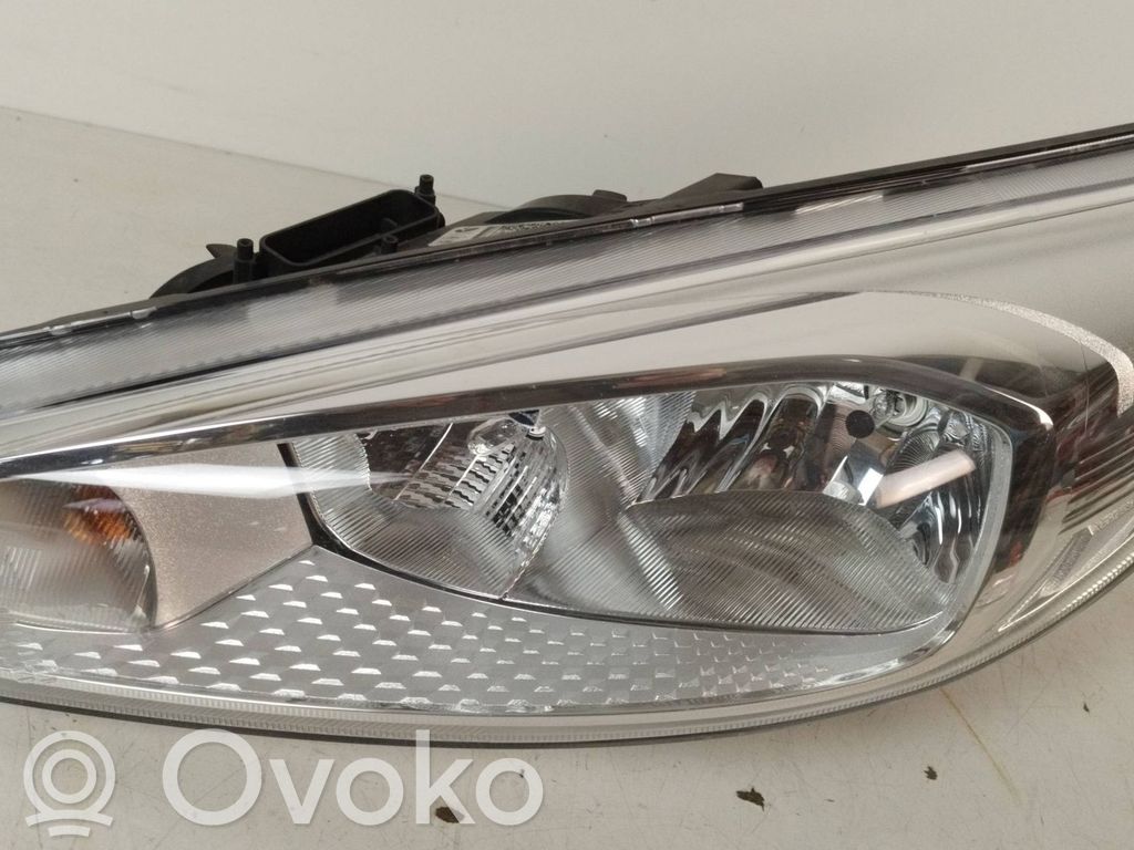 Ford Focus Scheinwerfer 