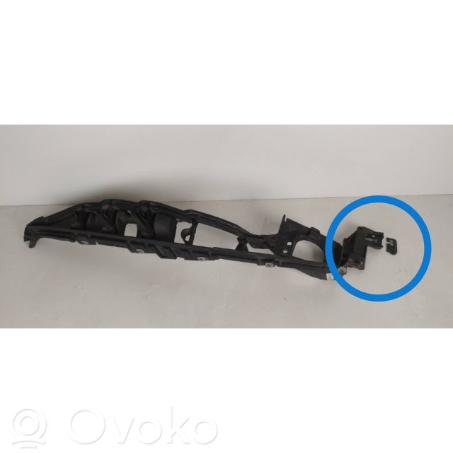 BMW X5 E70 Uchwyt / Mocowanie błotnika przedniego 