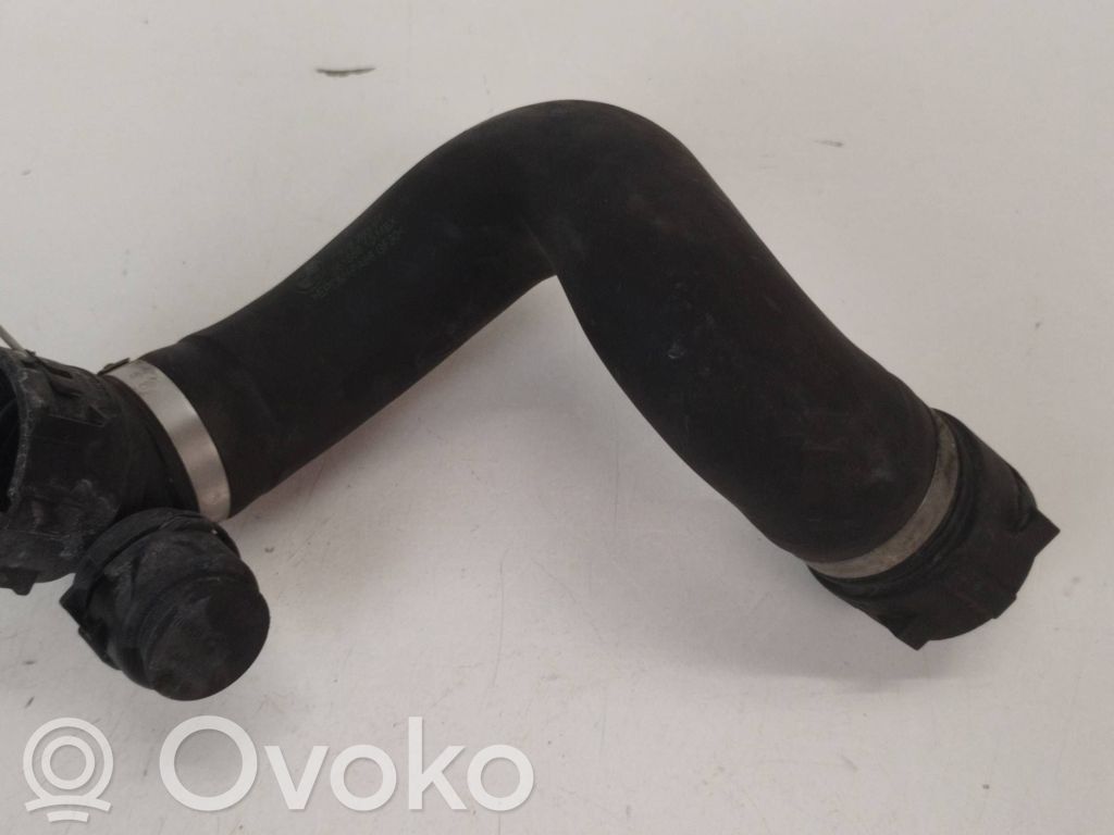 BMW X5 E70 Engine coolant pipe/hose 