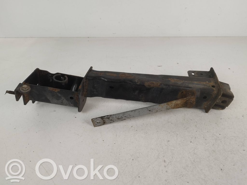 Support, fixation radiateur   703B,1717