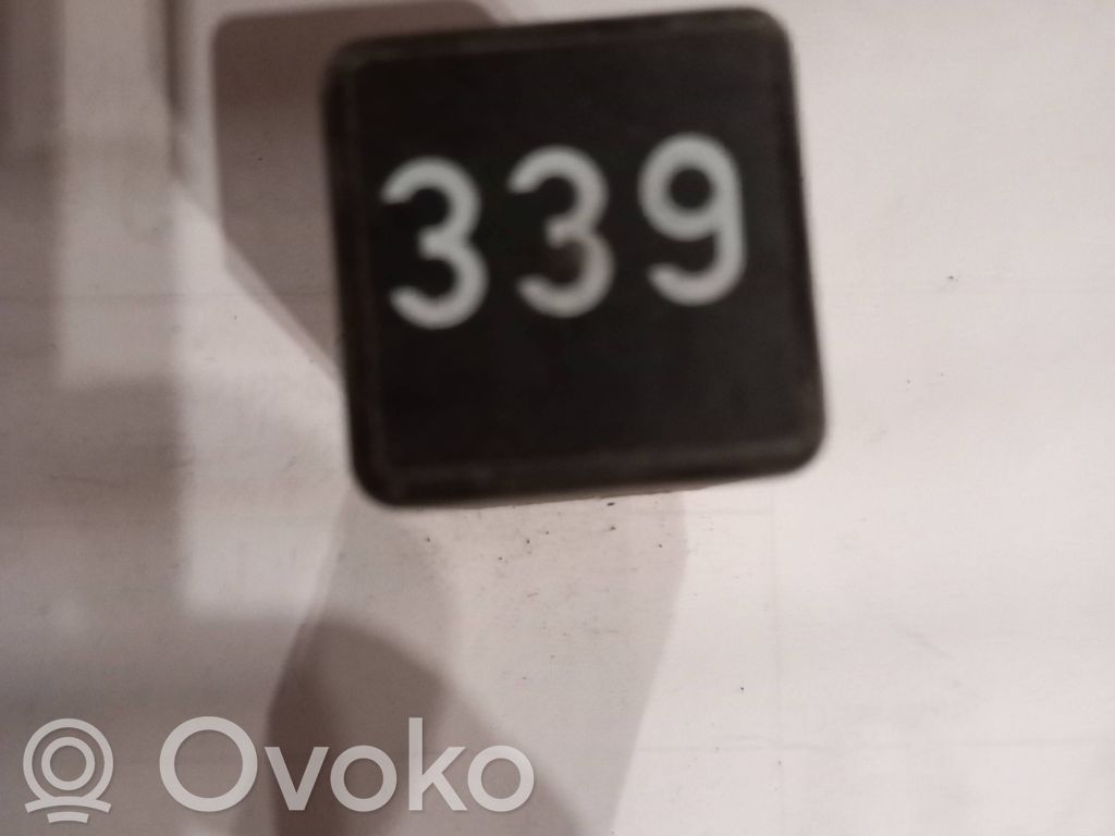 Audi A6 S6 C5 4B Muu rele 