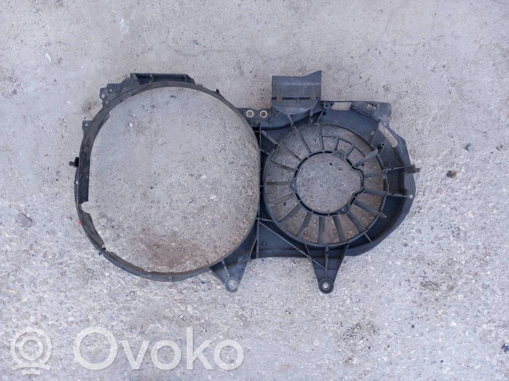 Audi A4 S4 B6 8E 8H Lüfterzarge 