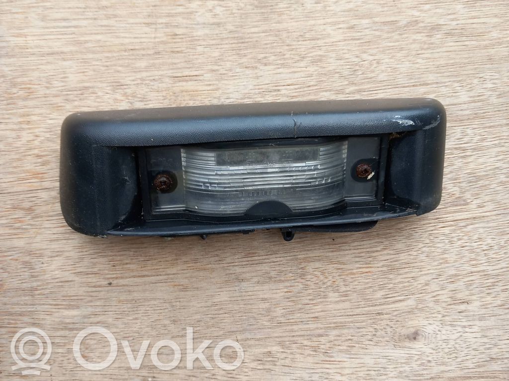 Renault Trafic II (X83) Lampa oświetlenia tylnej tablicy rejestracyjnej 