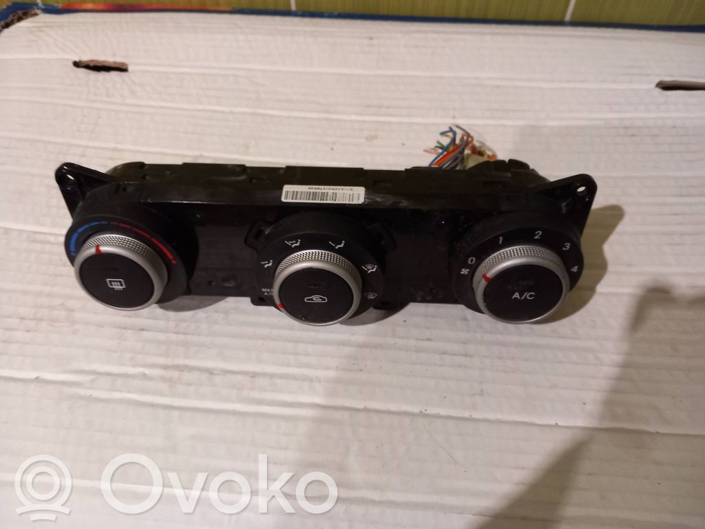 Climate control unit   972501H021
