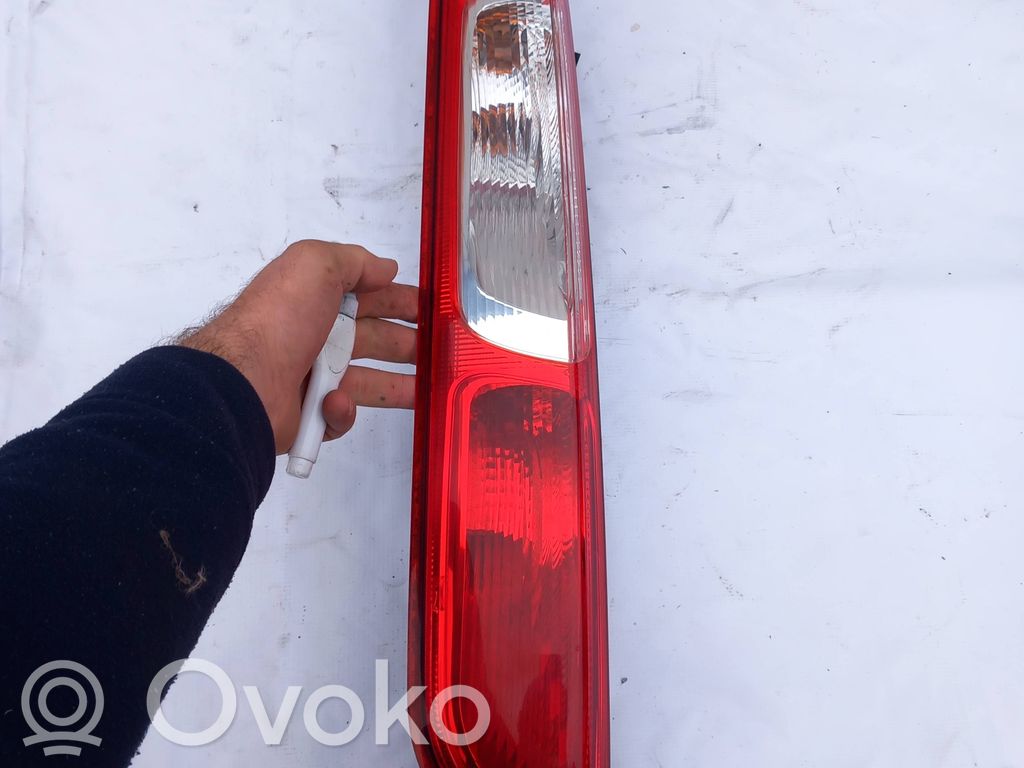 Rear/tail lights   4M5113405A