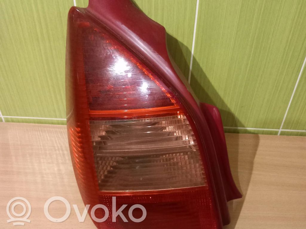 Citroen C2 Galinis žibintas kėbule 