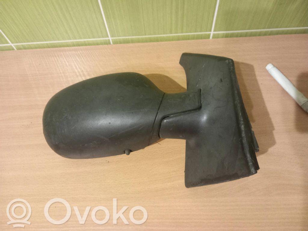 Renault Scenic I Elektryczne lusterko boczne drzwi przednich 