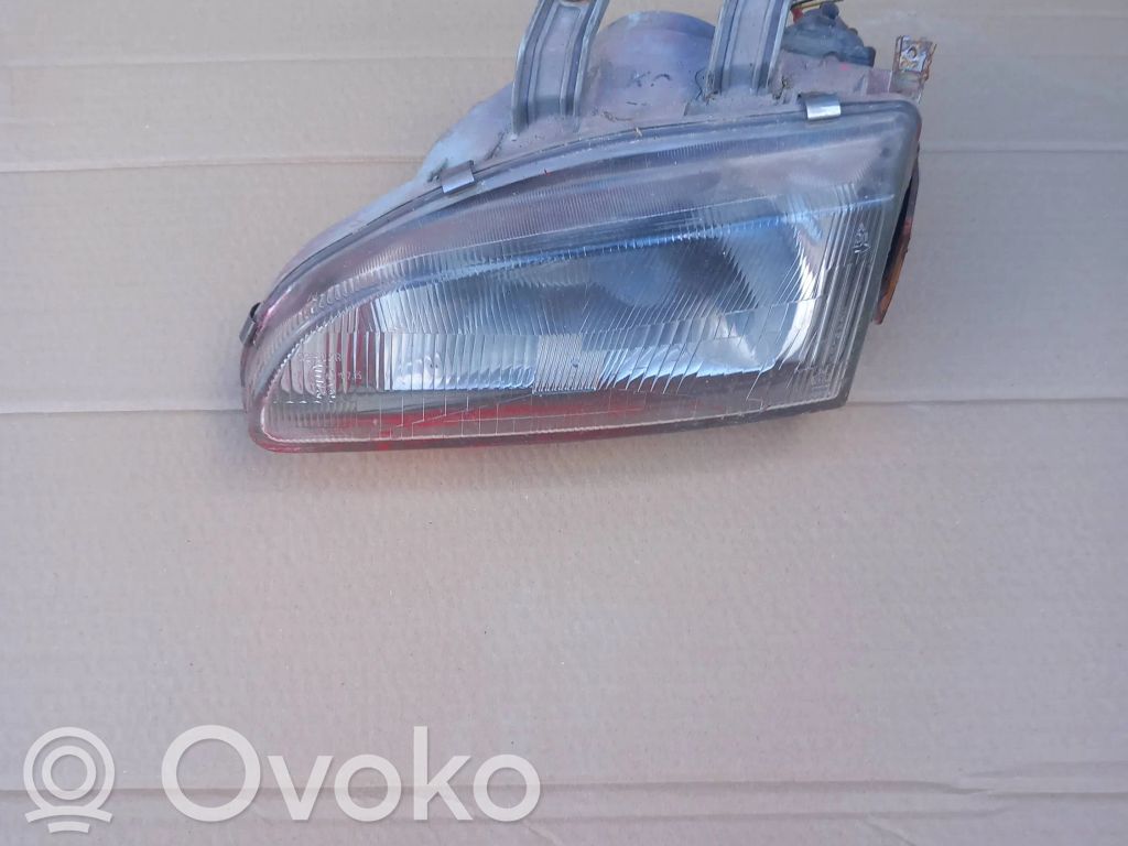 Honda Civic Lampa przednia 