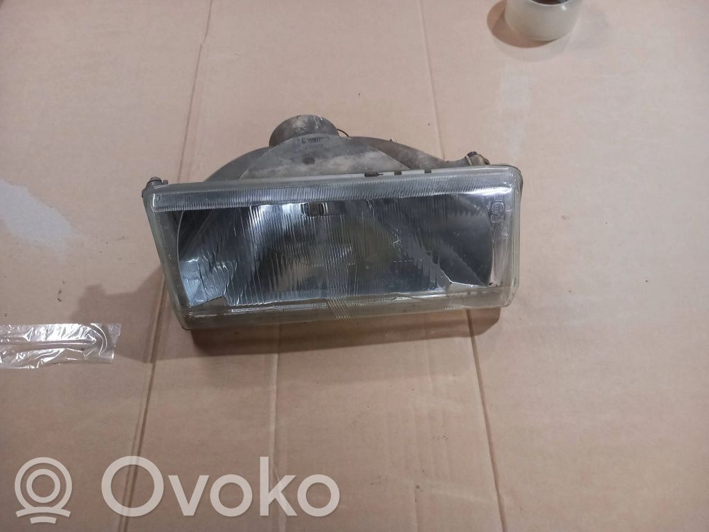Headlight/headlamp   061819