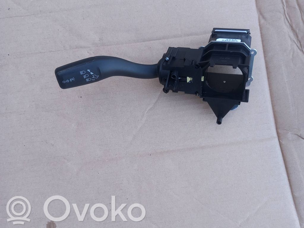 Seat Exeo (3R) Indicator stalk 