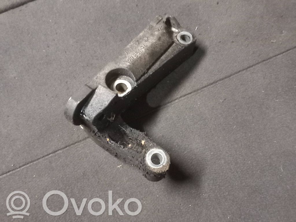 Saab 9-3 Ver2 Engine mounting bracket 