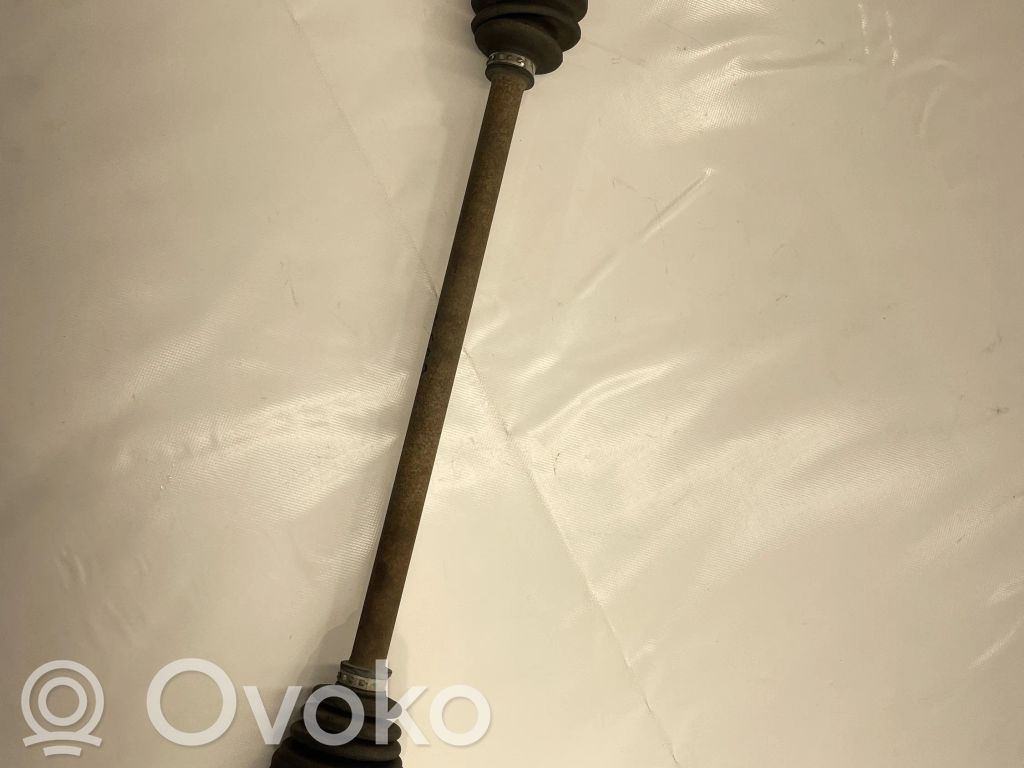 Rear driveshaft