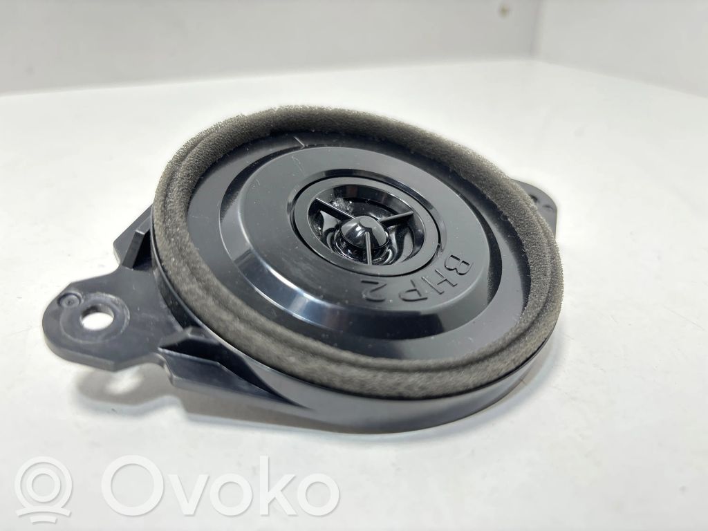 Mazda 3 III Front door speaker 