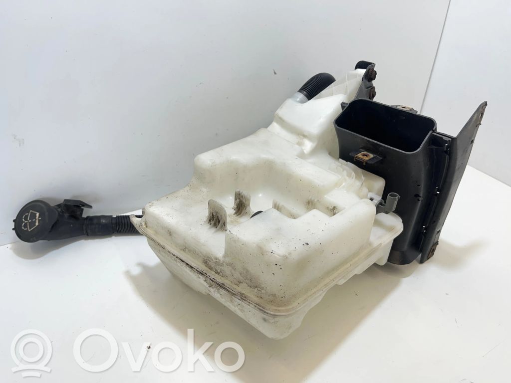 Logu šķidruma tvertne   E13010080,7179451,7179450,61667179449