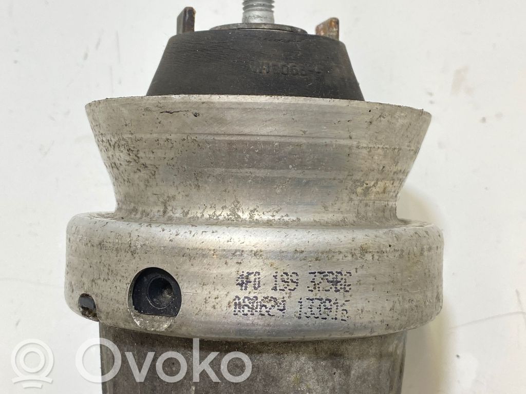 Audi A6 S6 C6 4F Wspornik / Mocowanie silnika 