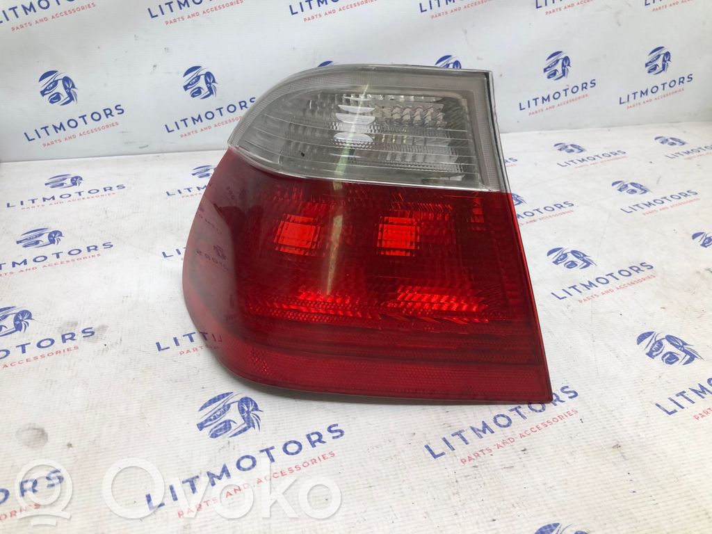 Rear/tail lights   8383821