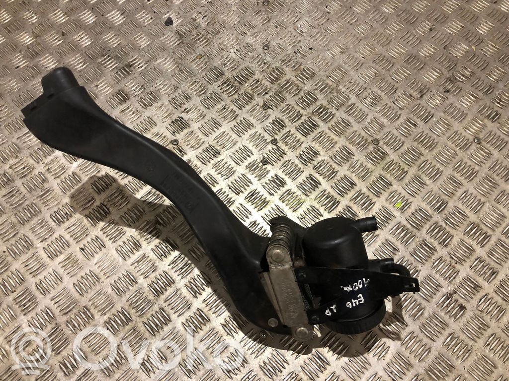 BMW 3 E46 Polttoainejäähdytin (radiaattori) 
