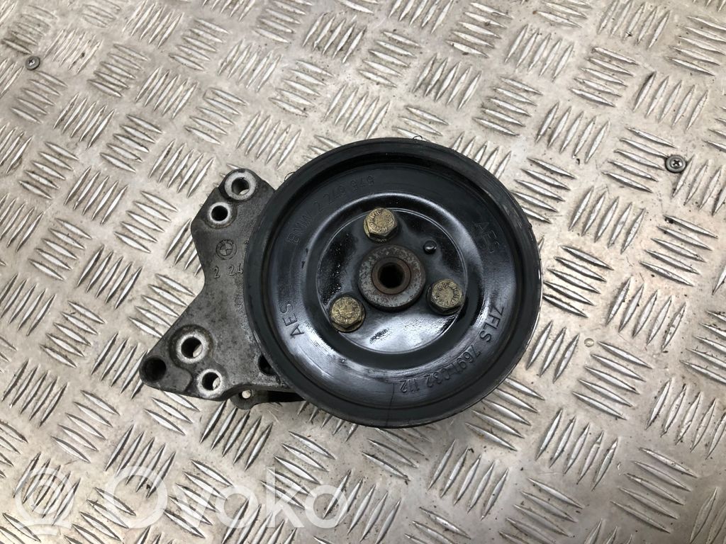 Power steering pump   2247599,32412247599,2249949,7691032