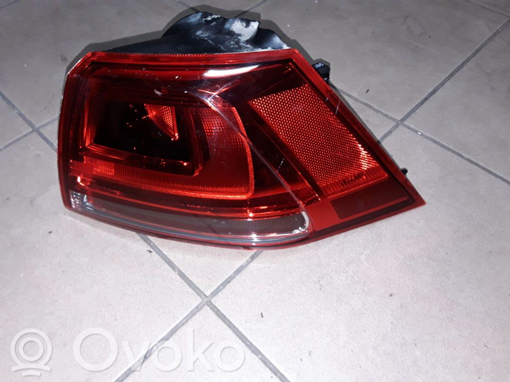 Volkswagen Golf VII Luz trasera/de freno 