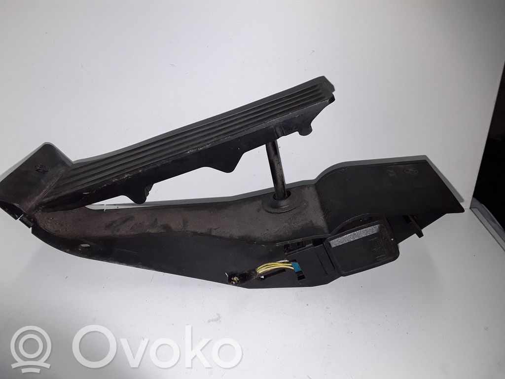 BMW 1 E81 E87 Pedal del acelerador 