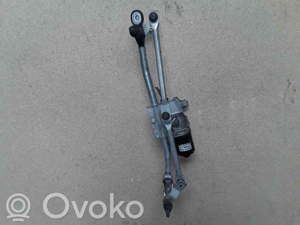 BMW 1 E81 E87 Front wiper linkage and motor 