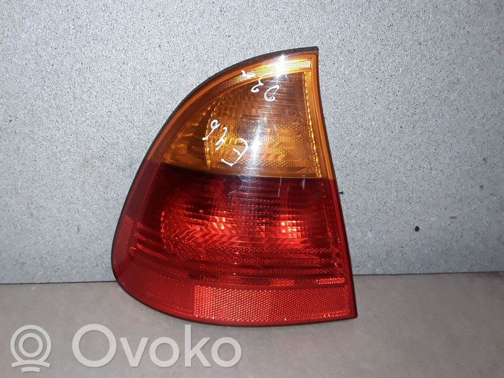 BMW 3 E46 Aizmugurējais lukturis virsbūvē 