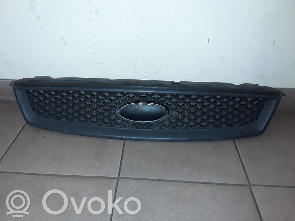 Ford Focus Front bumper upper radiator grill 