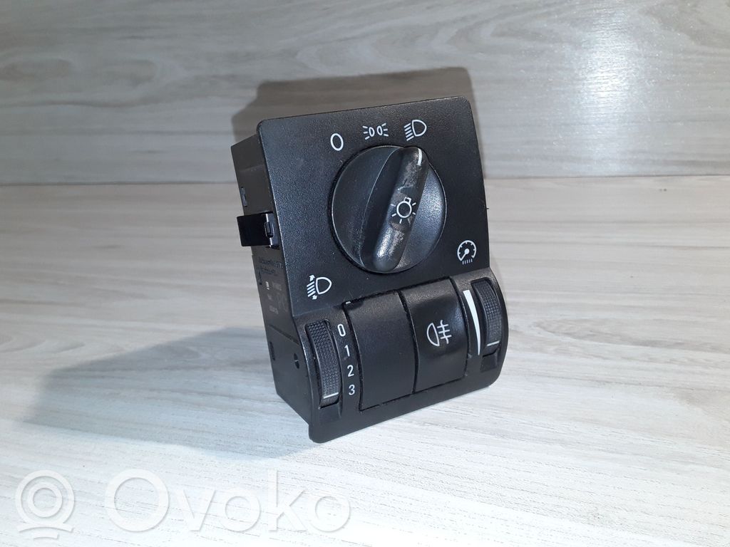 Opel Corsa C Light switch 