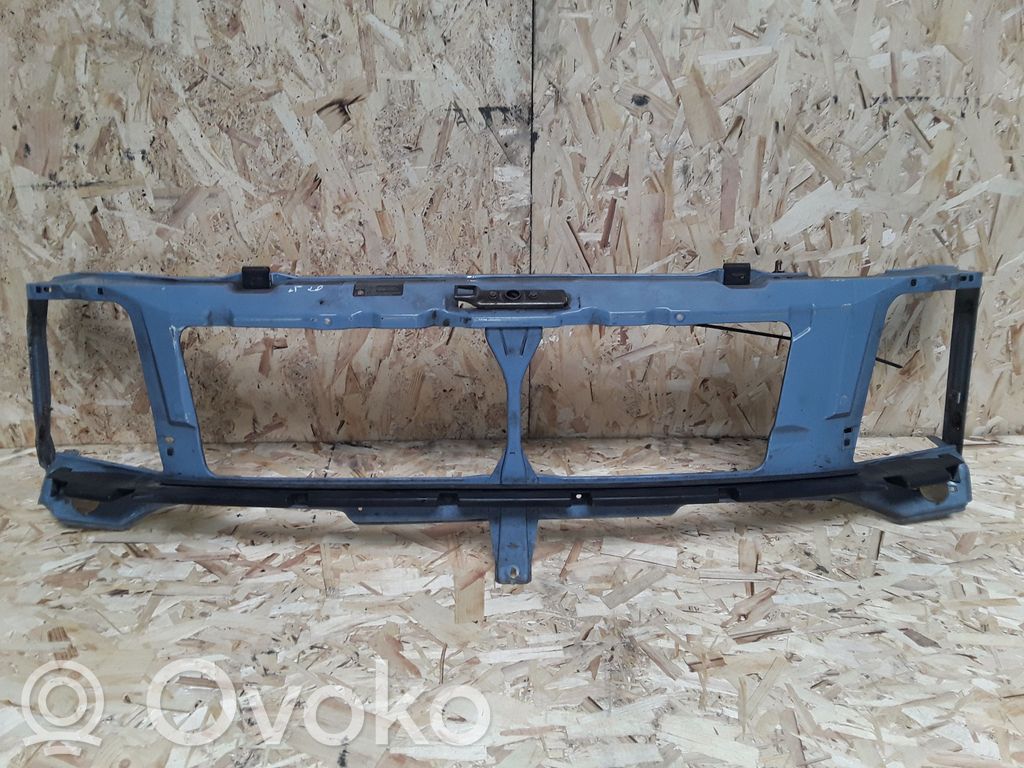 Volkswagen II LT Radiatorių panelė 