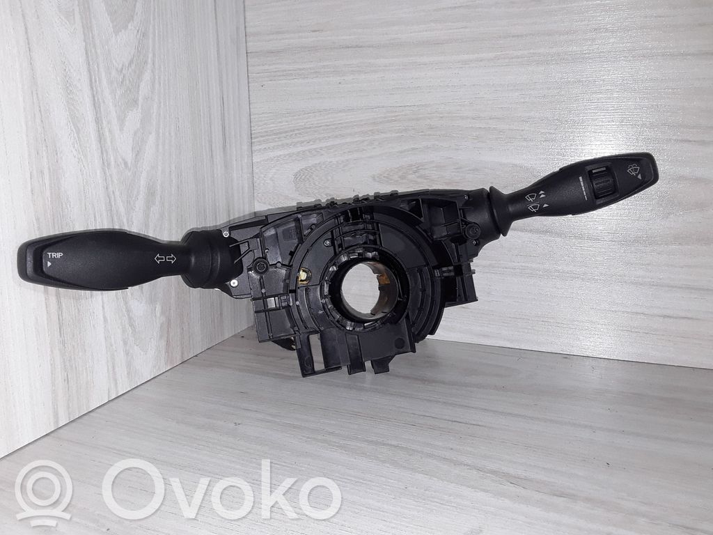 Ford Fiesta Wiper turn signal indicator stalk/switch 
