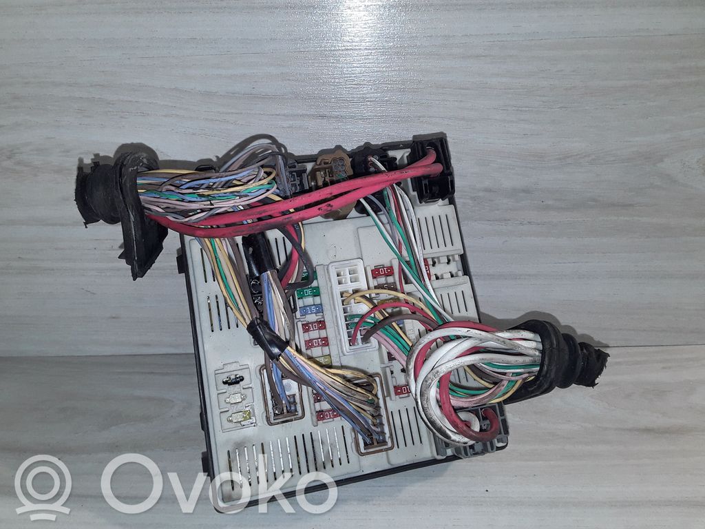Saugiklių blokas   284B60014RA