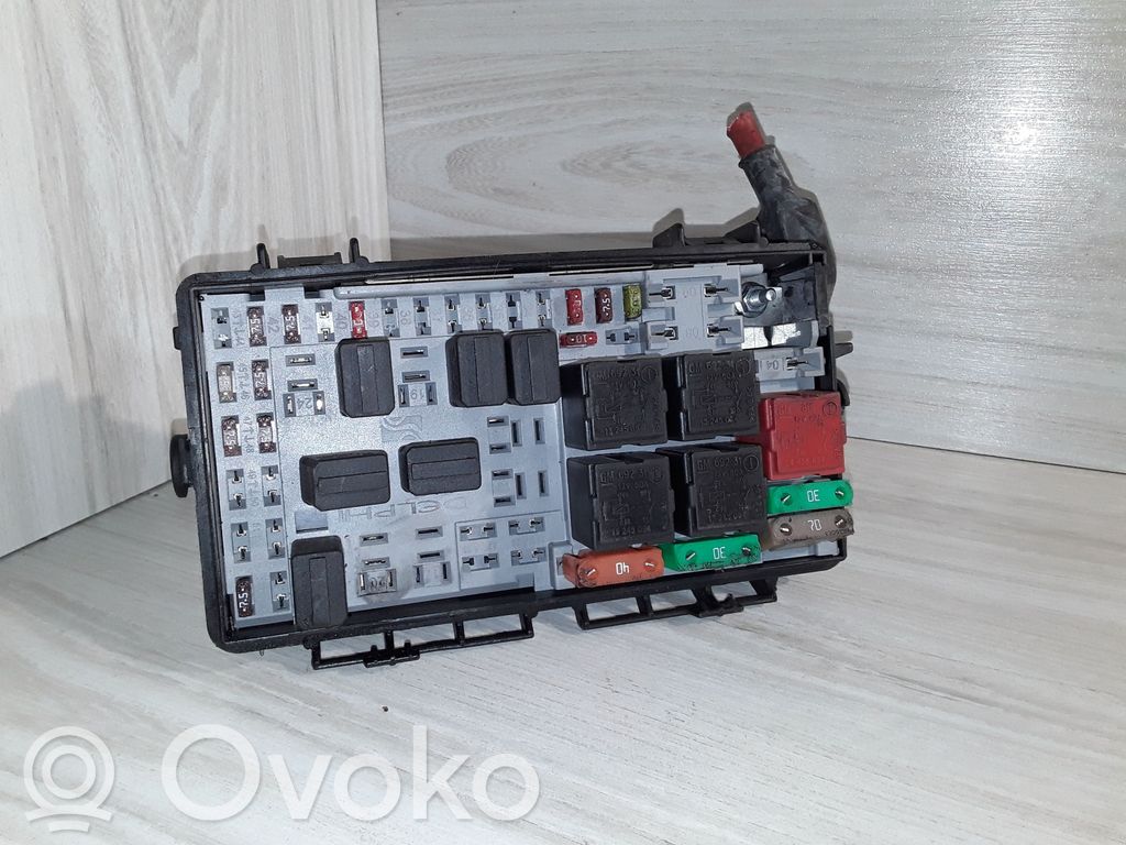 Opel Corsa D Fuse module 