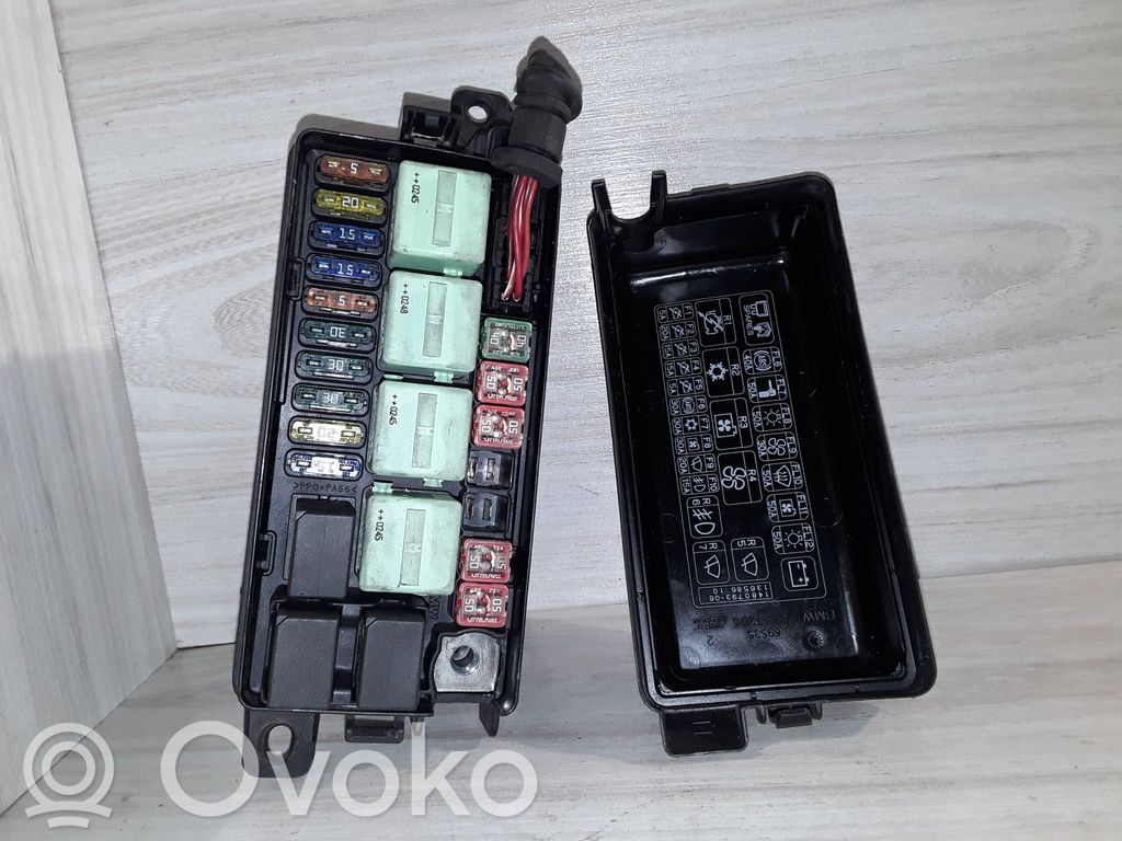 Mini One - Cooper R50 - 53 Fuse module 