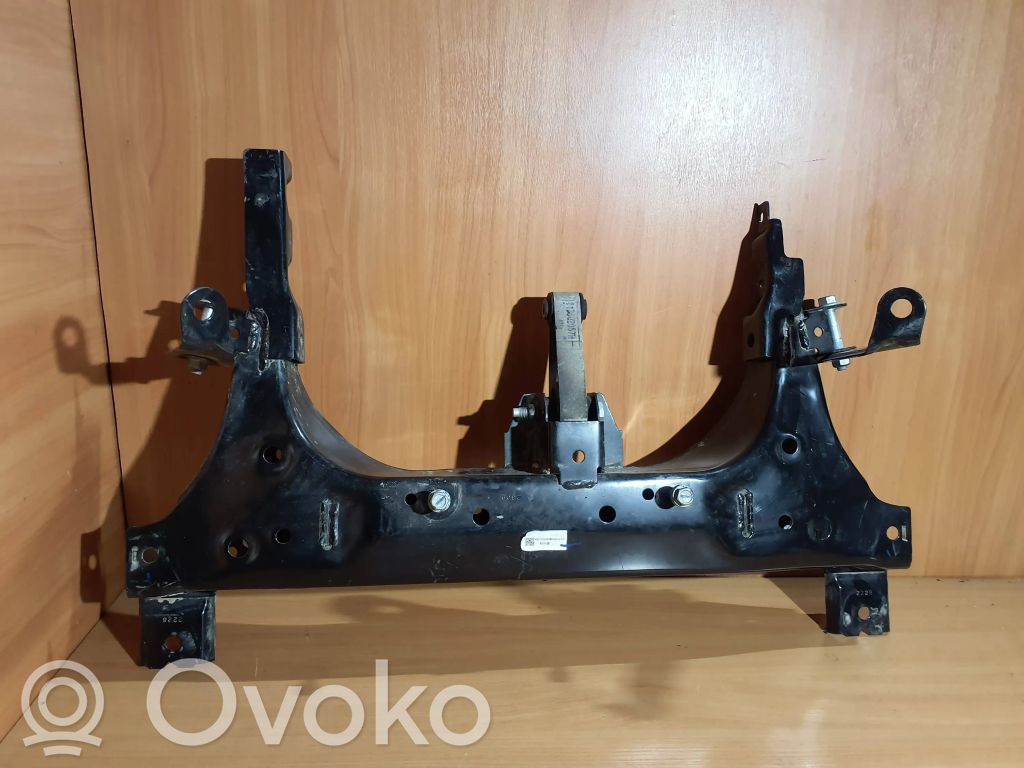 Dacia Spring Priekšējais šķērsnis 