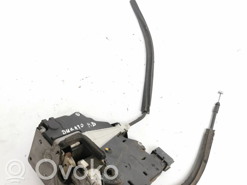 Fiat Ducato Front door lock 