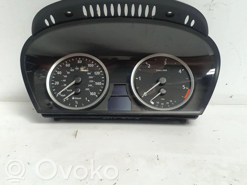 BMW 5 E60 E61 Spidometras (prietaisų skydelis) 