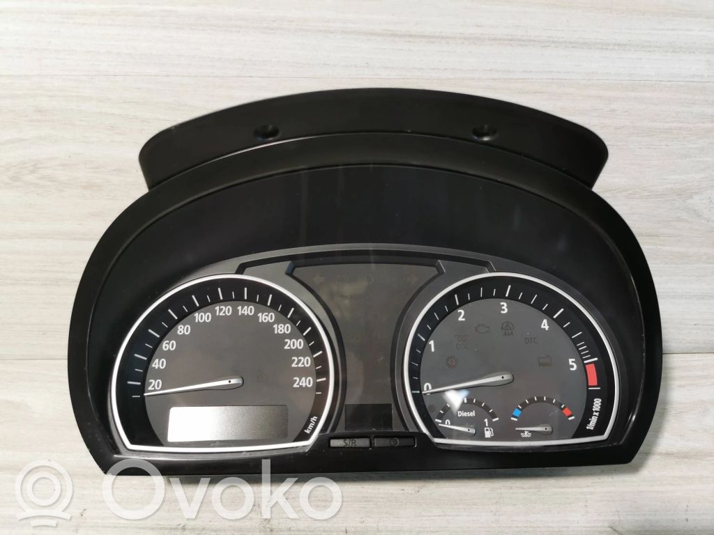 BMW X3 E83 Speedometer (instrument cluster) 