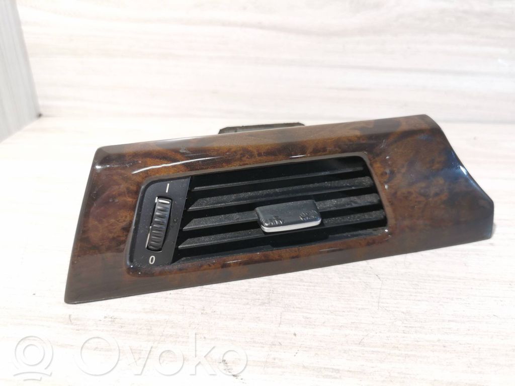 BMW 3 E90 E91 Šoninės oro grotelės 