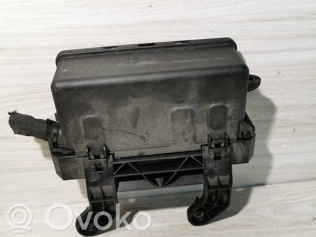 Volvo V40 Fuse module 