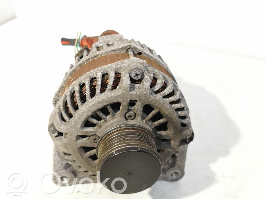 Nissan Juke I F15 Generatorius 