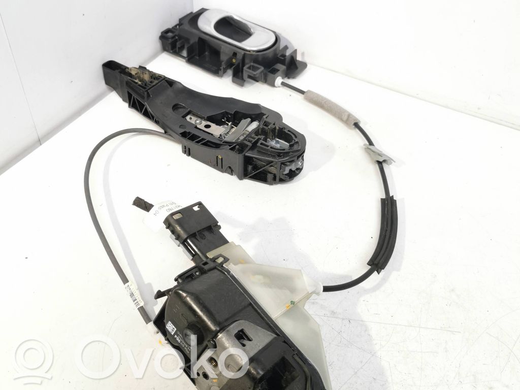 Citroen C3 Aizmugurē slēdzene 