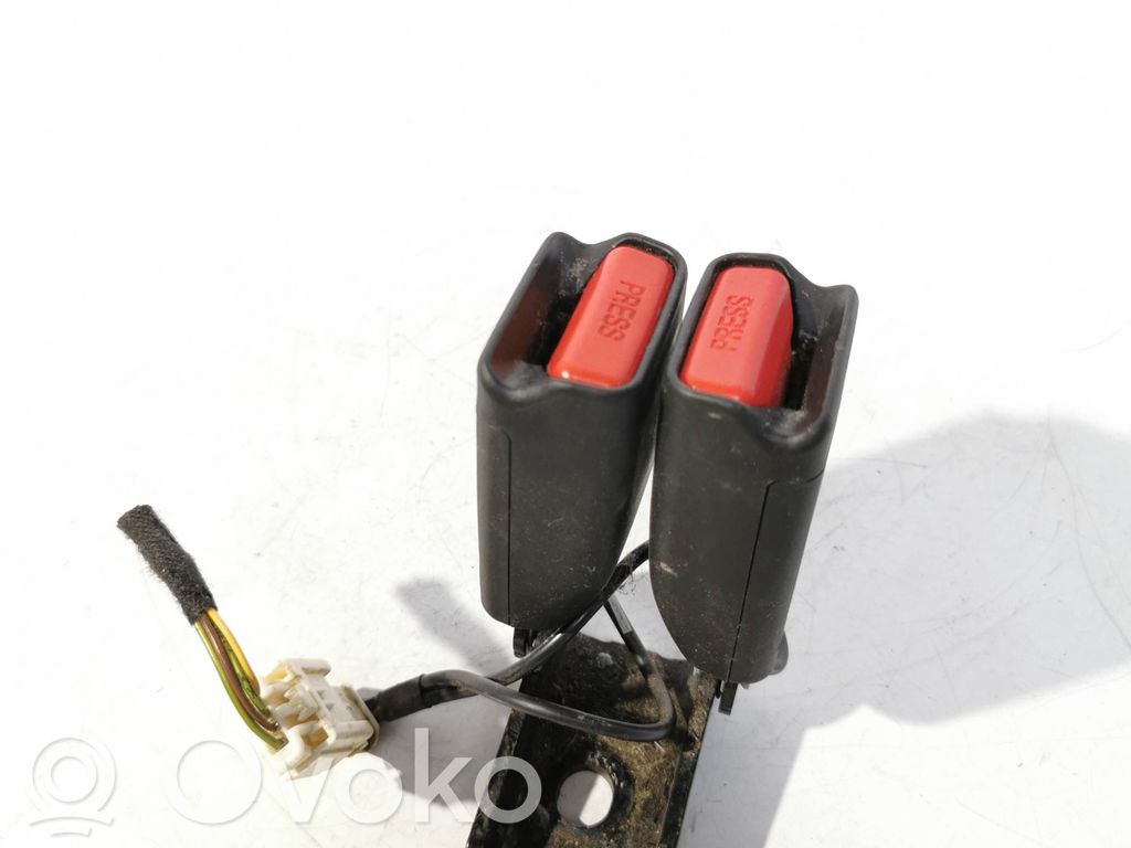 Citroen DS4 Hebilla del cinturón de seguridad trasero 