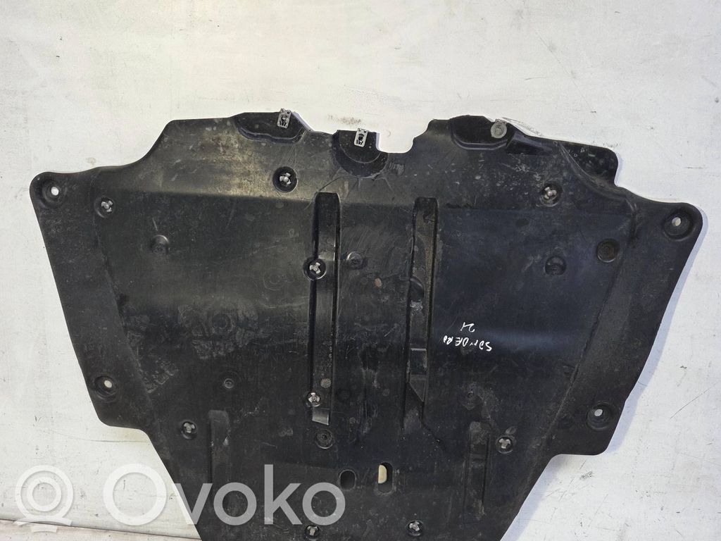 Dacia Sandero III Variklio dugno apsauga 