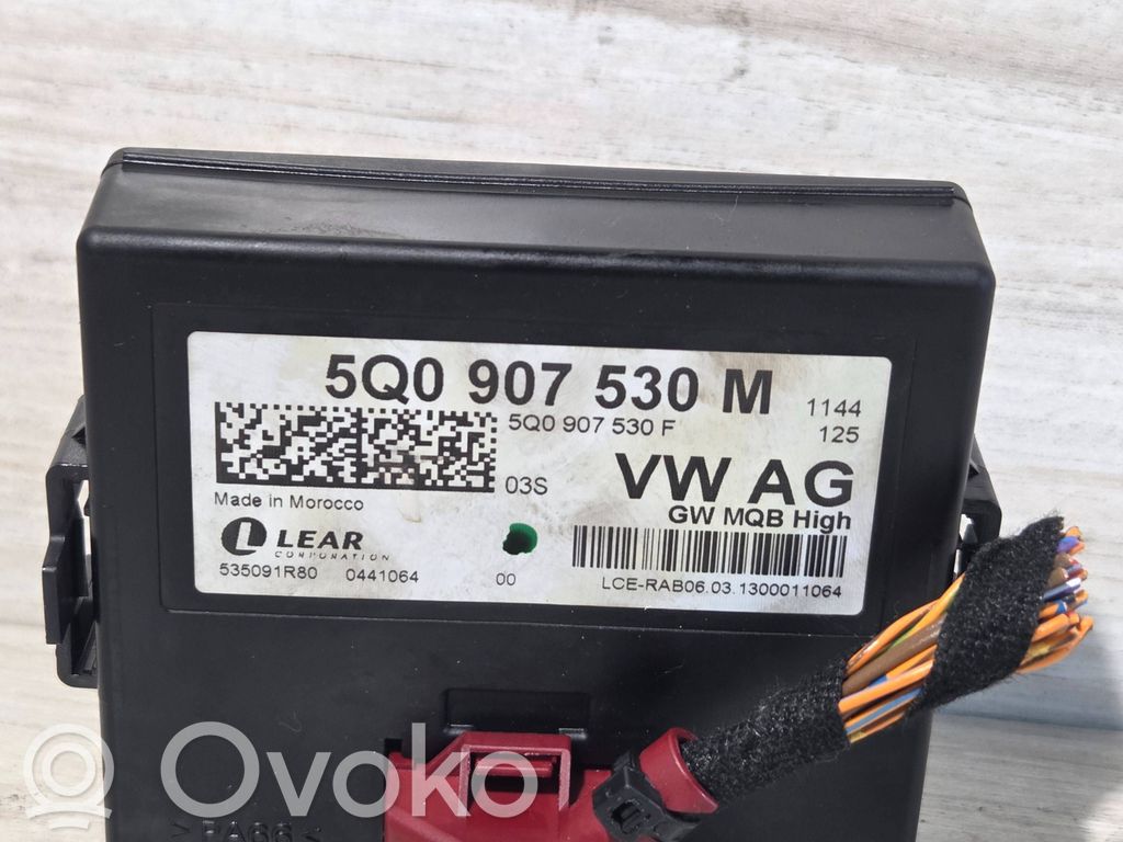 Volkswagen Golf VII Gateway control module 