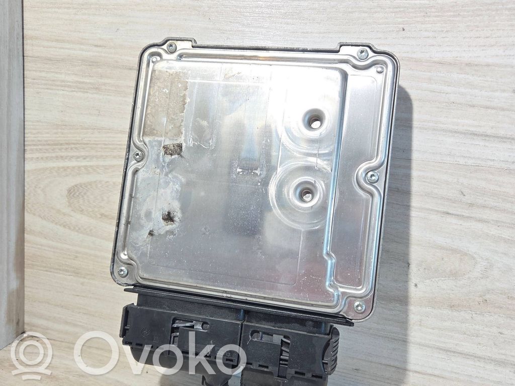 Audi A3 S3 A3 Sportback 8P Engine control unit/module 