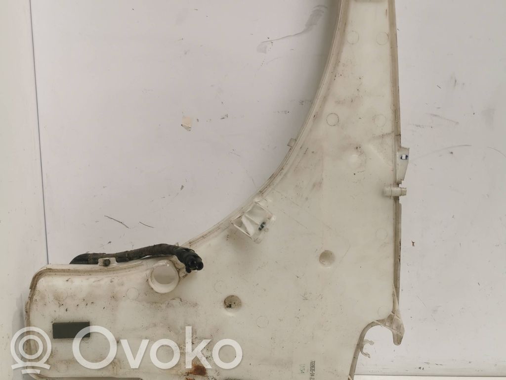 BMW 1 E81 E87 Logu šķidruma tvertne 