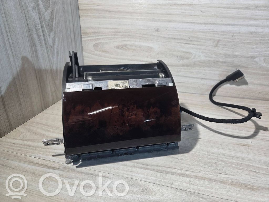 Audi A8 S8 D3 4E Ekranas/ displėjus/ ekraniukas 