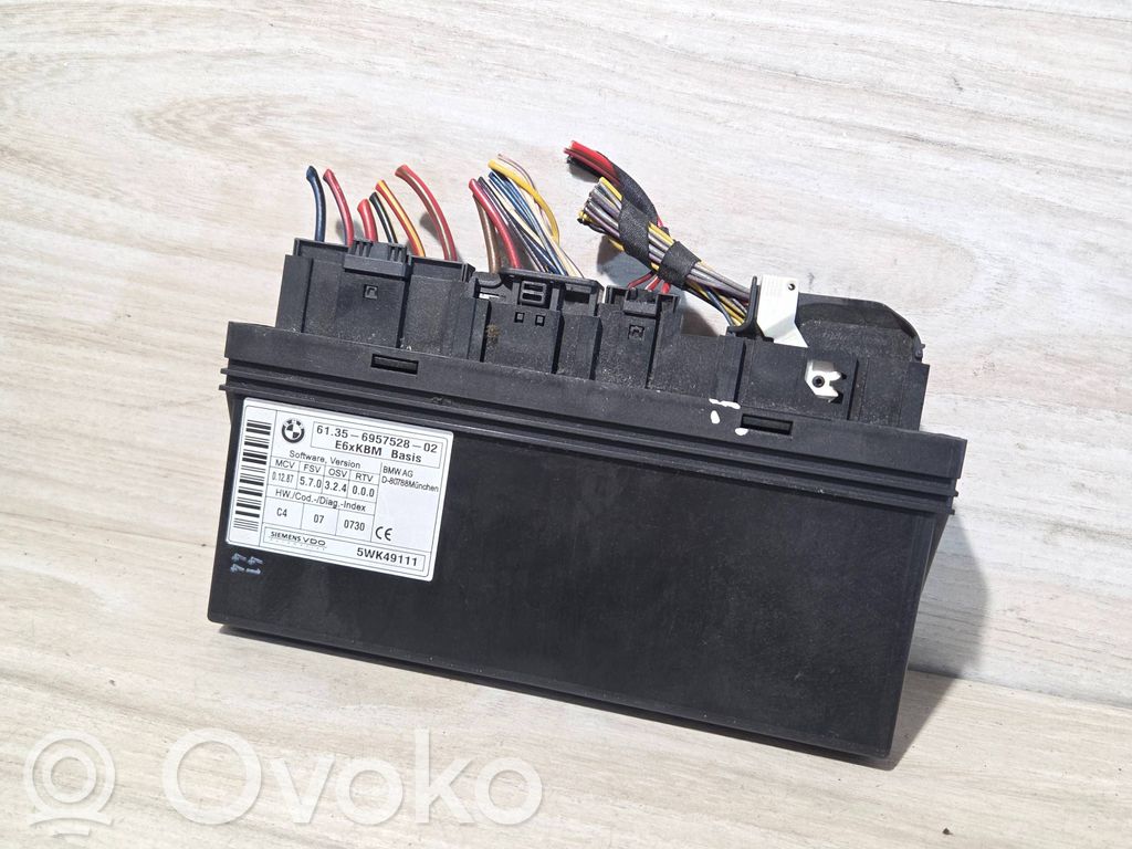 Comfort/convenience module   6957528,570324000,5WK49111