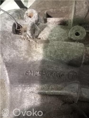 Manual 5 speed gearbox   6M2R7F096