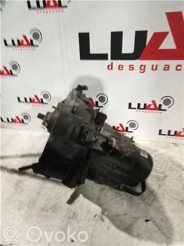 Mechaninė 5 pavarų dėžė   JB3986